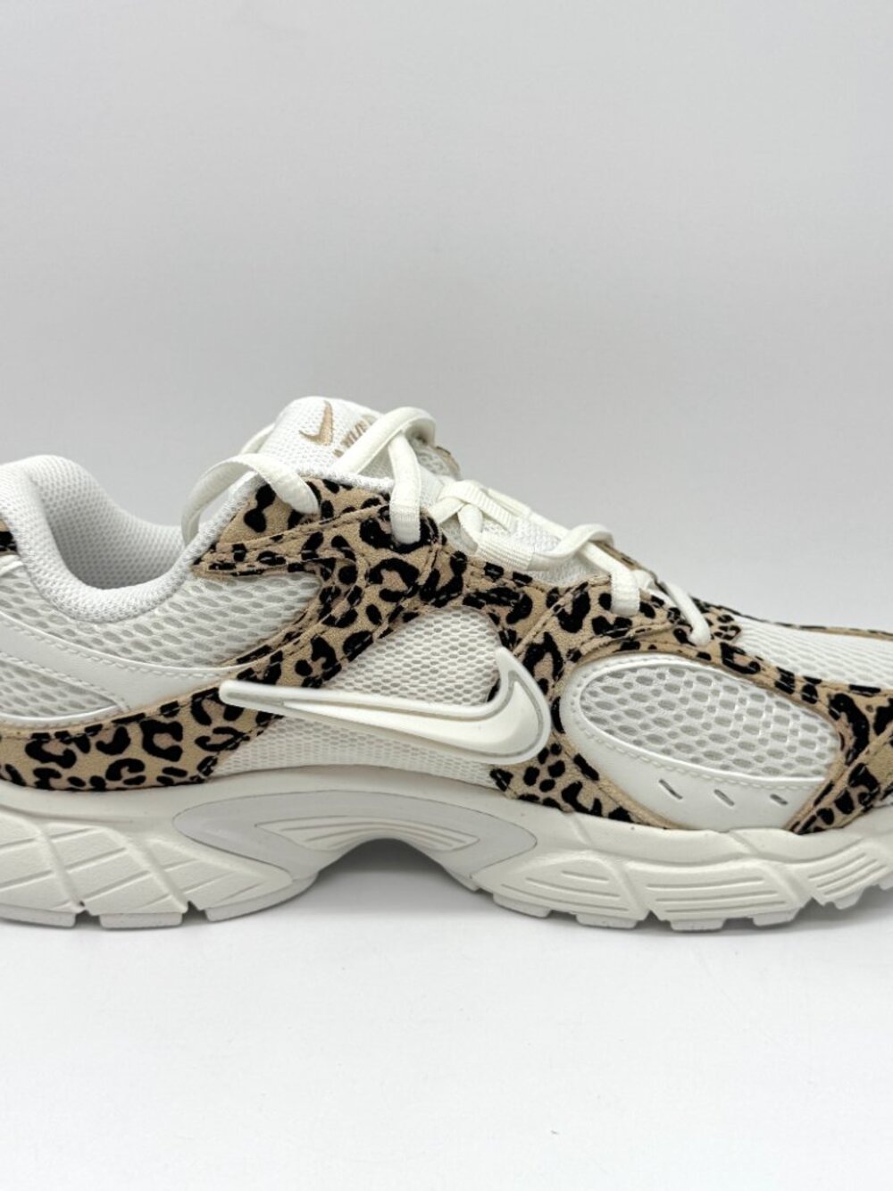 Nike Womens V5 RNR Sueded Leopard Print Shoes Sz 6.5 New IR5823-133 - Picture 7 of 11